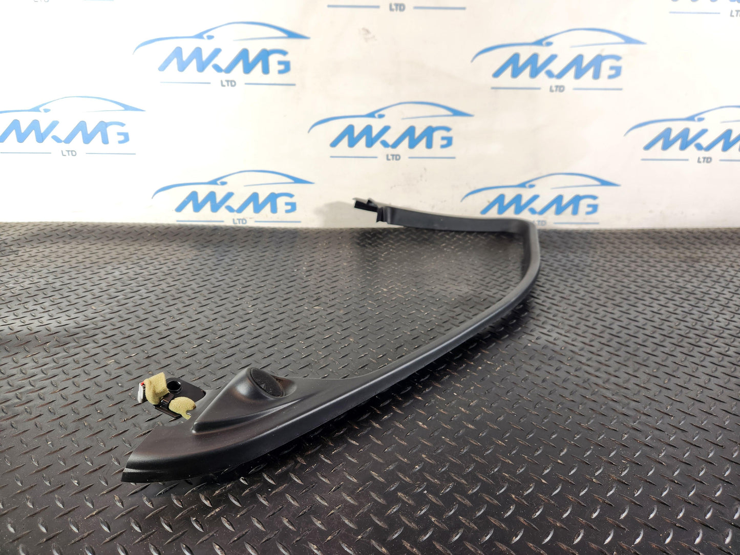12-18 Land Rover Range Rover Evoque L538 Front Left Door Moulding BJ3220905A