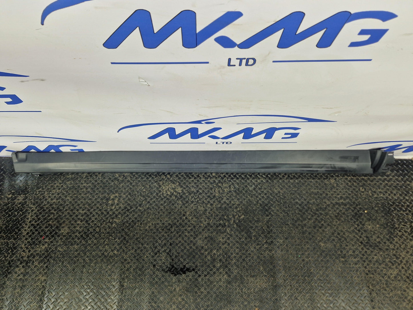 Land Rover Discovery Sport Side Skirt Sill Right Side Genuine FK7210154AD
