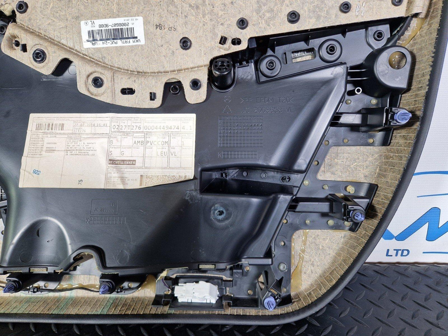 12-18 MERCEDES BENZ B-CLASS W246 FRONT PASSENGER DOOR CARD PANEL A2467201348