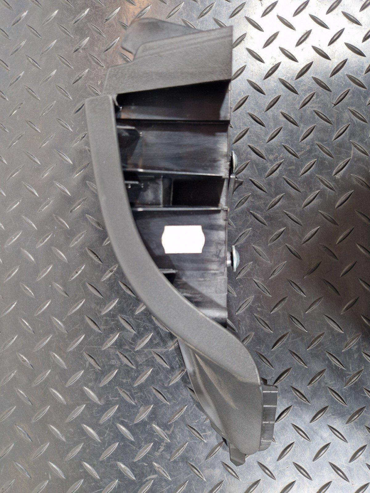 16-23 AUDI S5 COUPE GENUINE REAR RIGHT SIDE SEAT BELT GUIDE 8W6857792