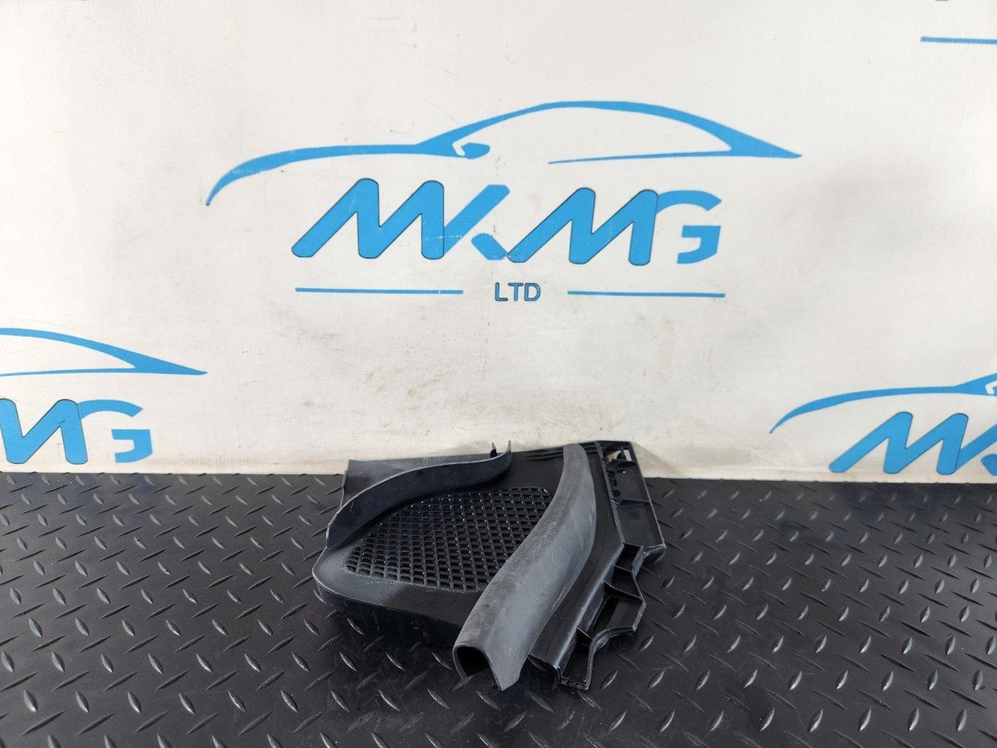 19-ON MERCEDES B CLASS W247 UNDER BONNET TRIM COVER PANEL LEFT SIDE A2478309801