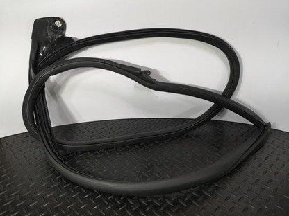 2013 AUDI A5 SPORTBACK FRONT LEFT PASSENGER DOOR RUBBER SEAL 8T8831707