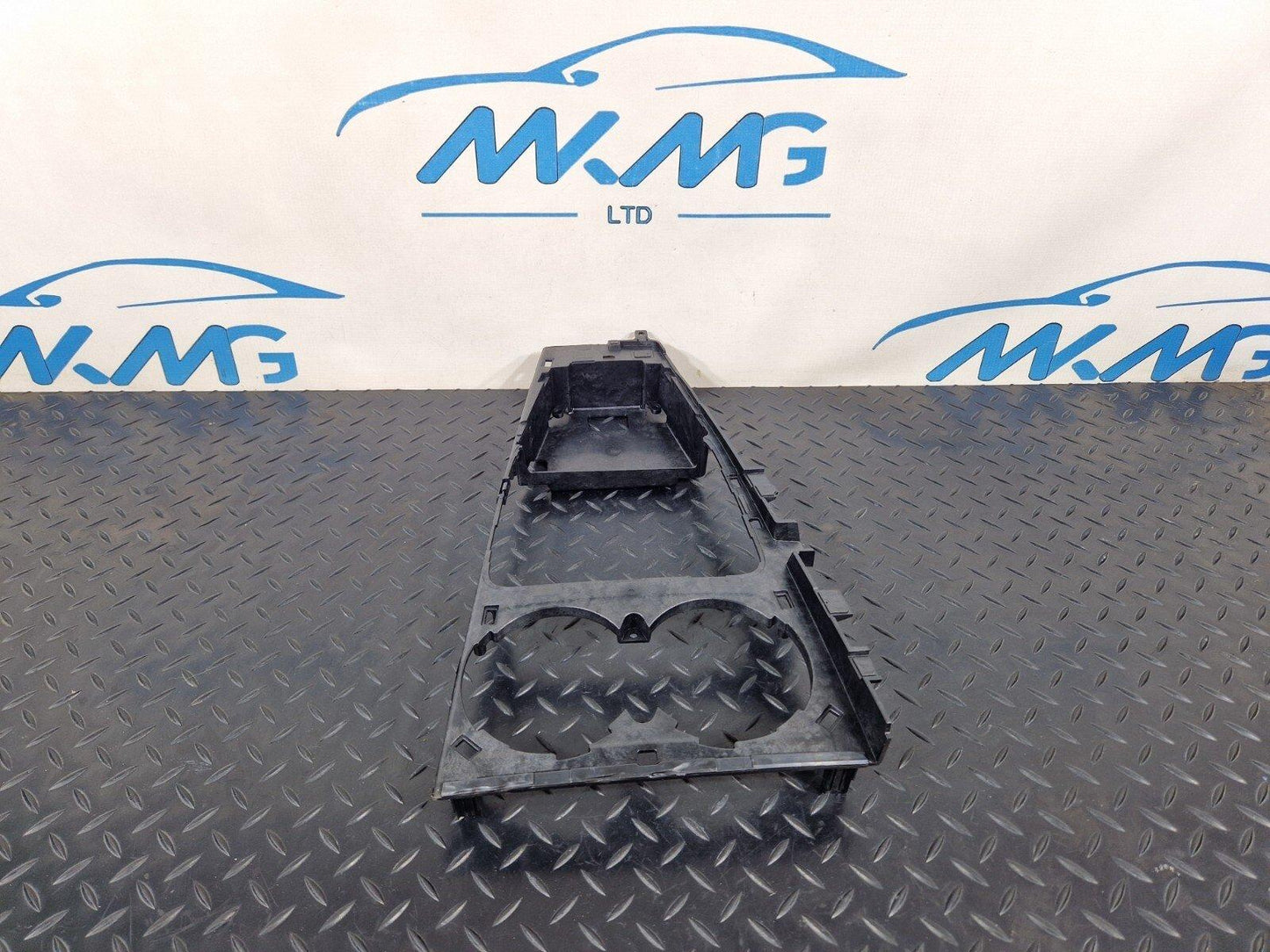 16-19 AUDI A4 B9 S-LINE OEM CENTRE CONSOLE TRIM 8W2864261
