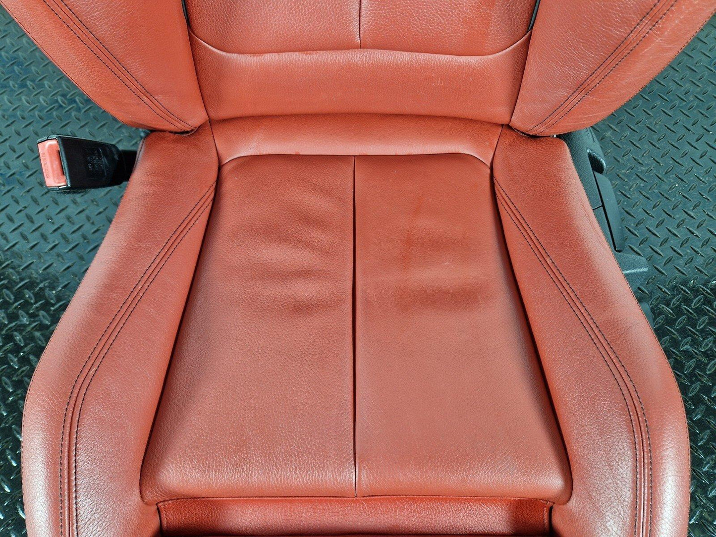 14-16 BMW 2 SERIES F22 GENUINE FRONT LEFT PASSENGER RED SEAT 7243564 9216468
