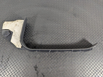 11-19 MERCEDES BENZ ML W166 GENUINE FRONT LEFT UNDERDOOR TRIM A1666801735