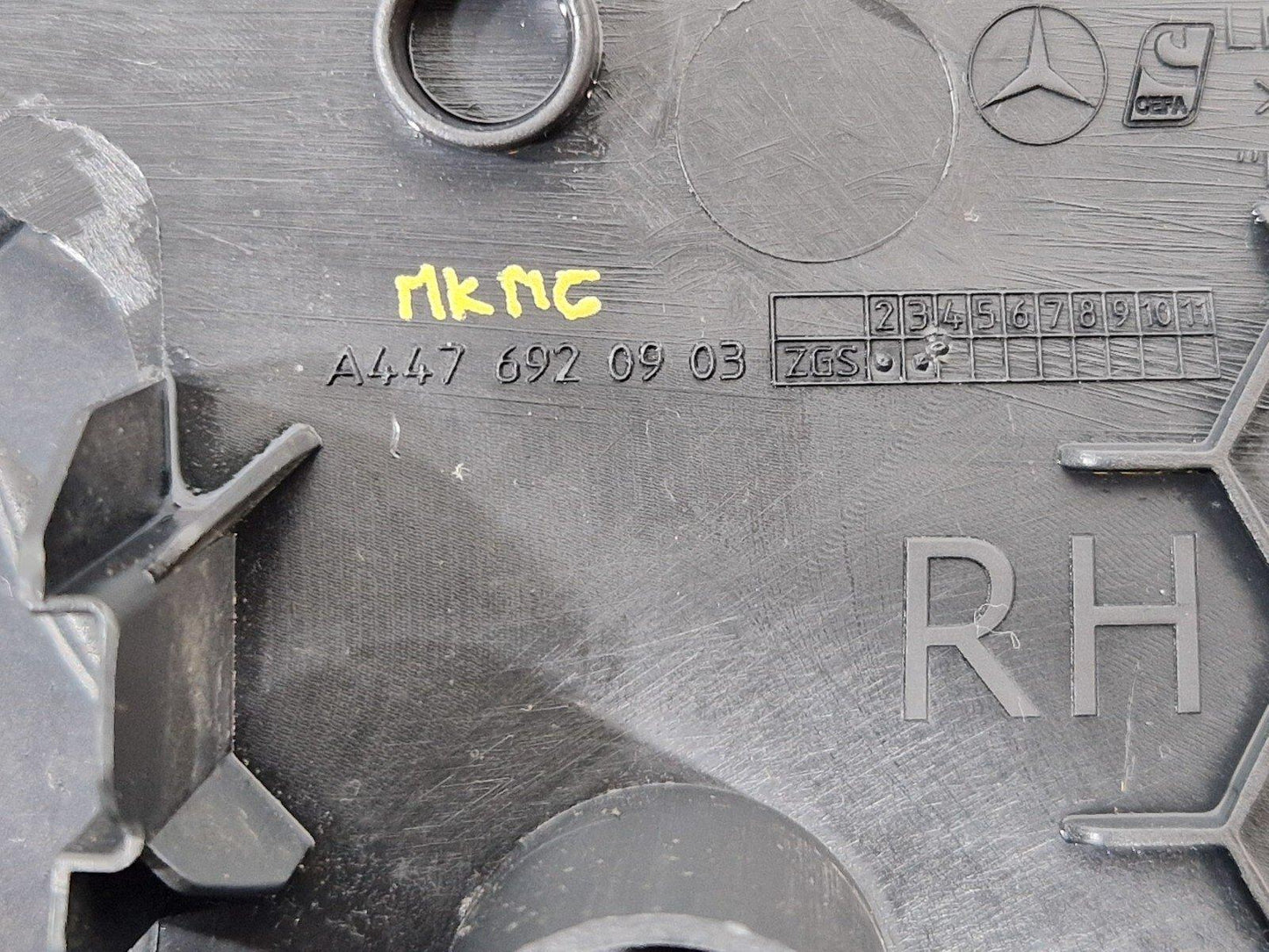 14-23 MERCEDES BENZ VITO W447 GENUINE REAR RIGHT INTERIOR PART A4476920903