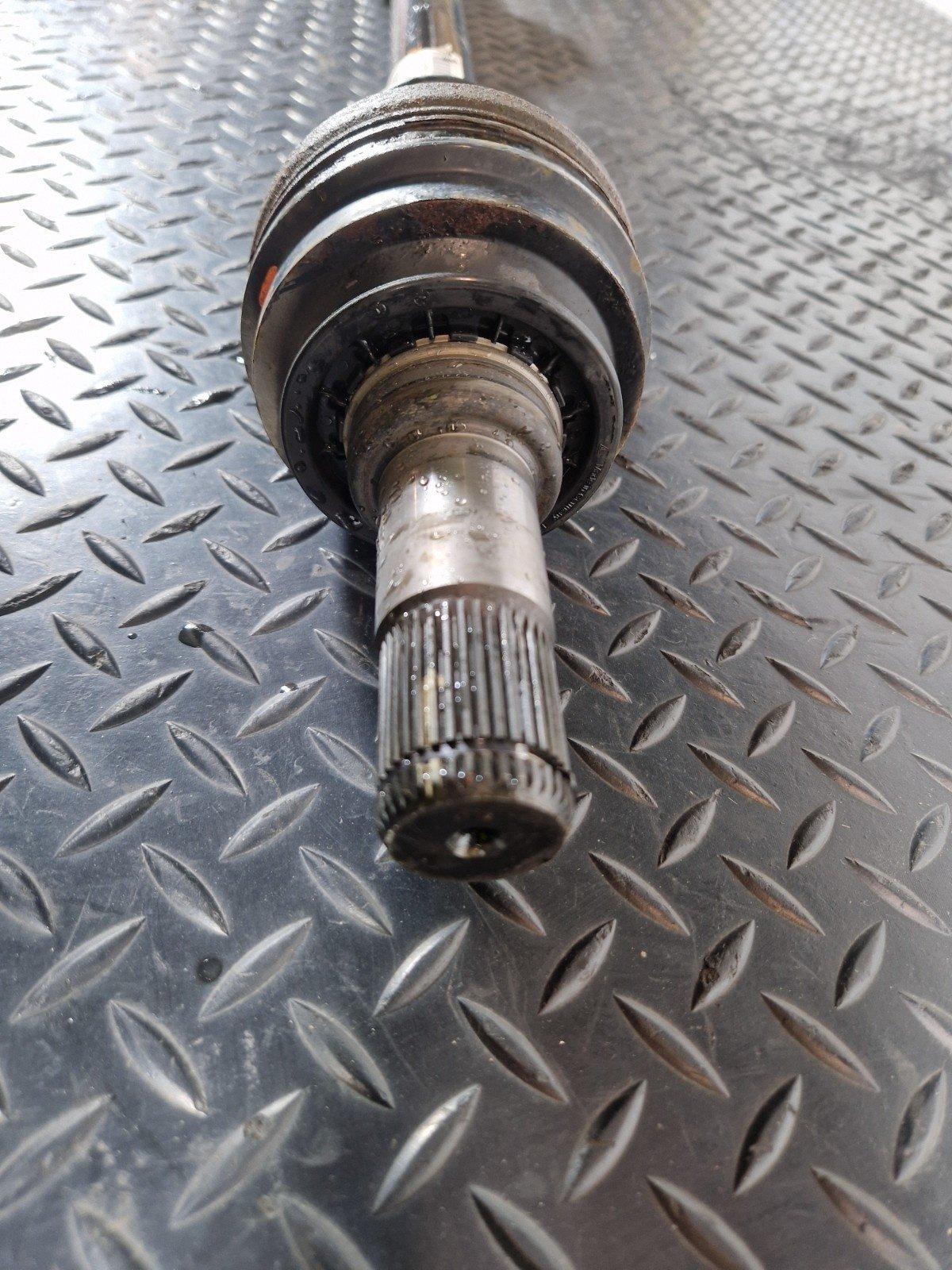 10-18 VW TOUAREG 7P 3.0 TDI V6 OEM REAR RIGHT OR LEFT SIDE DRIVESHAFT 7P0501201G