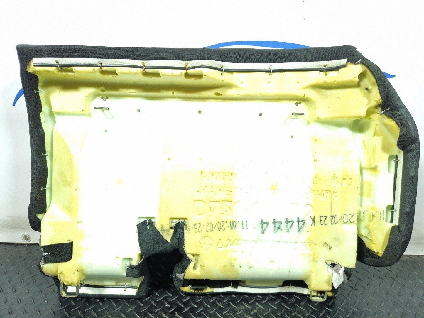 19-ON MERCEDES BENZ B CLASS W247 REAR RIGHT O/S HALF LEATHER BENCH