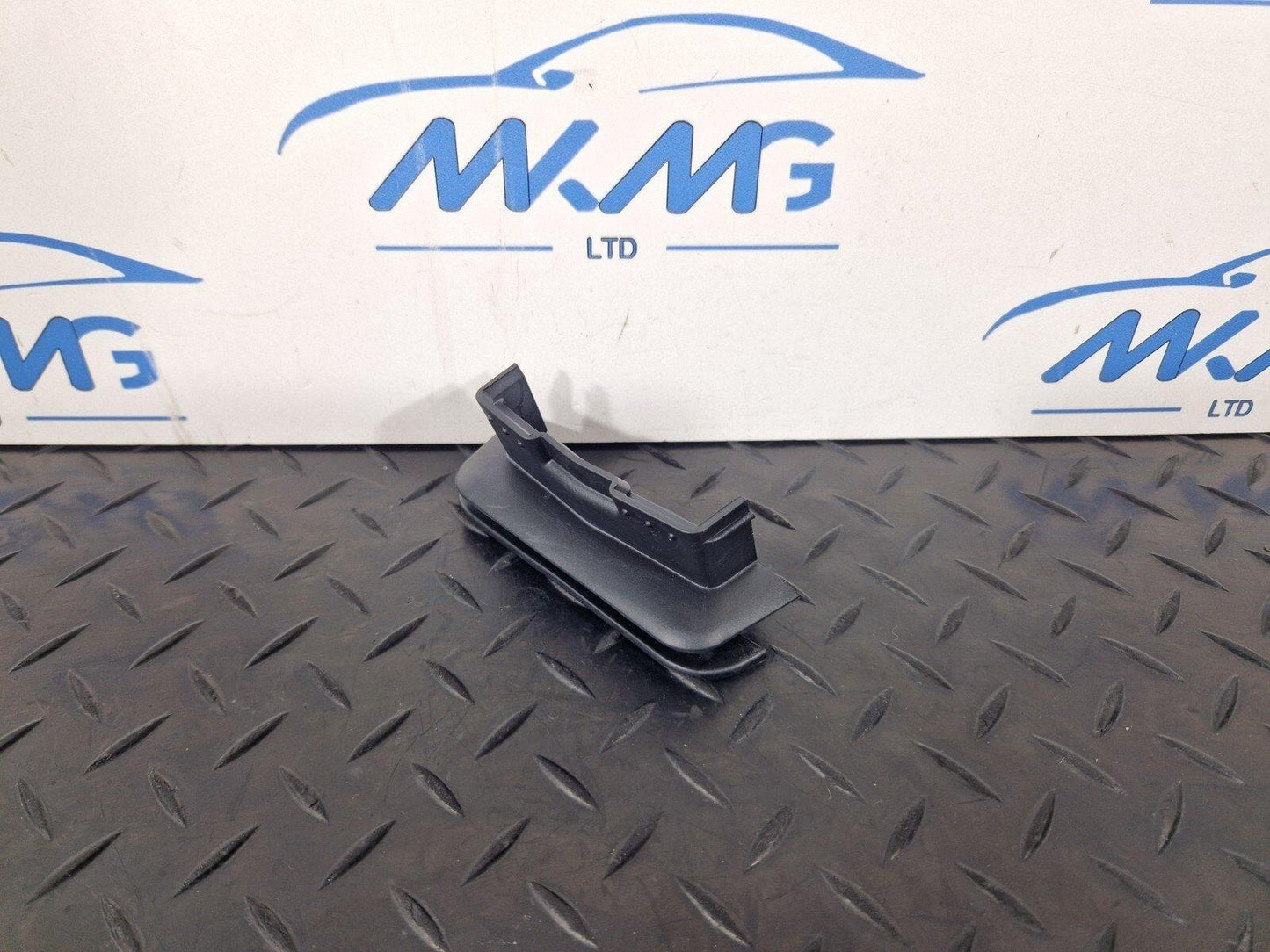 11-18 BMW 6 SERIES F06 GENUINE OEM CABLE DUCT 9268721