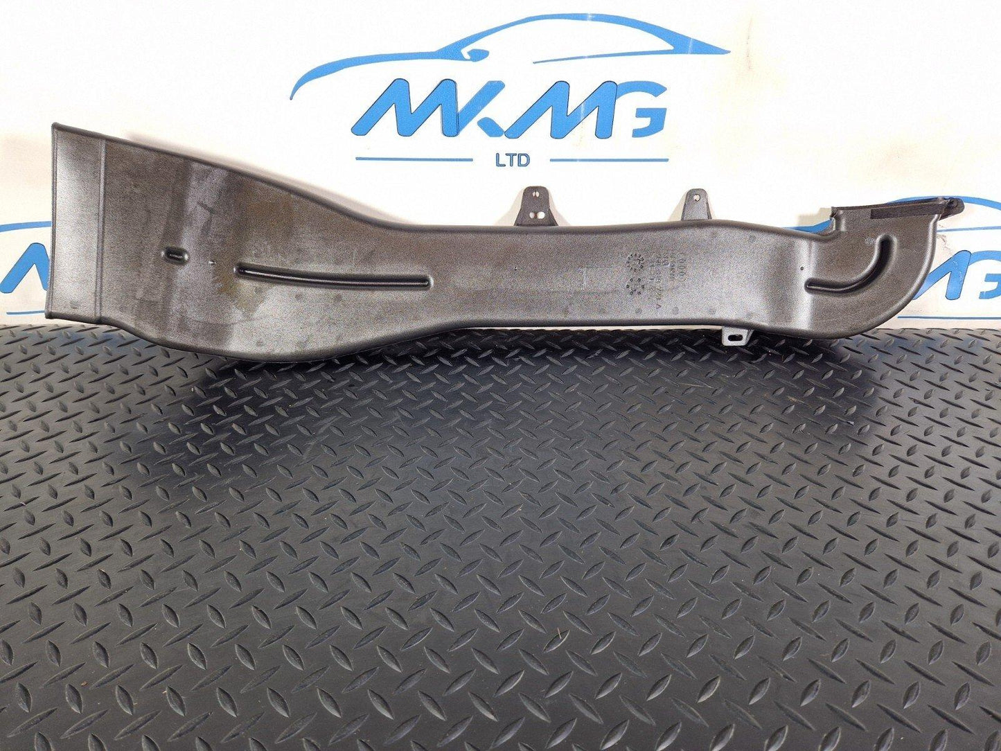 12-18 AUDI A6 C7 GENUINE AIR GUIDE CHANNEL B-PILLAR 4G0819723A