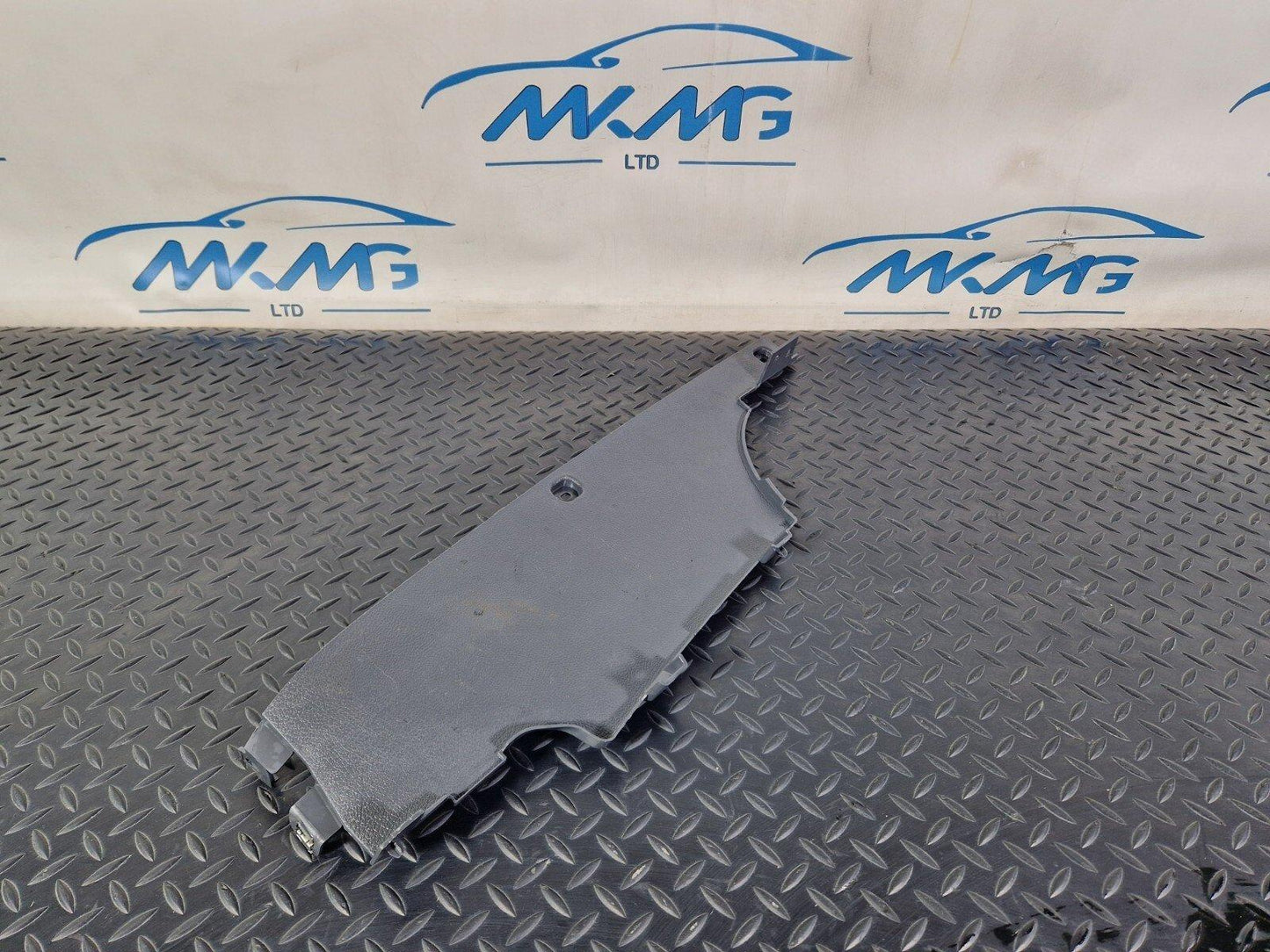 18-ON MERCEDES BENZ SPRINTER W907 W910 PANEL TRIM DASHBOARD COVER A9106804400