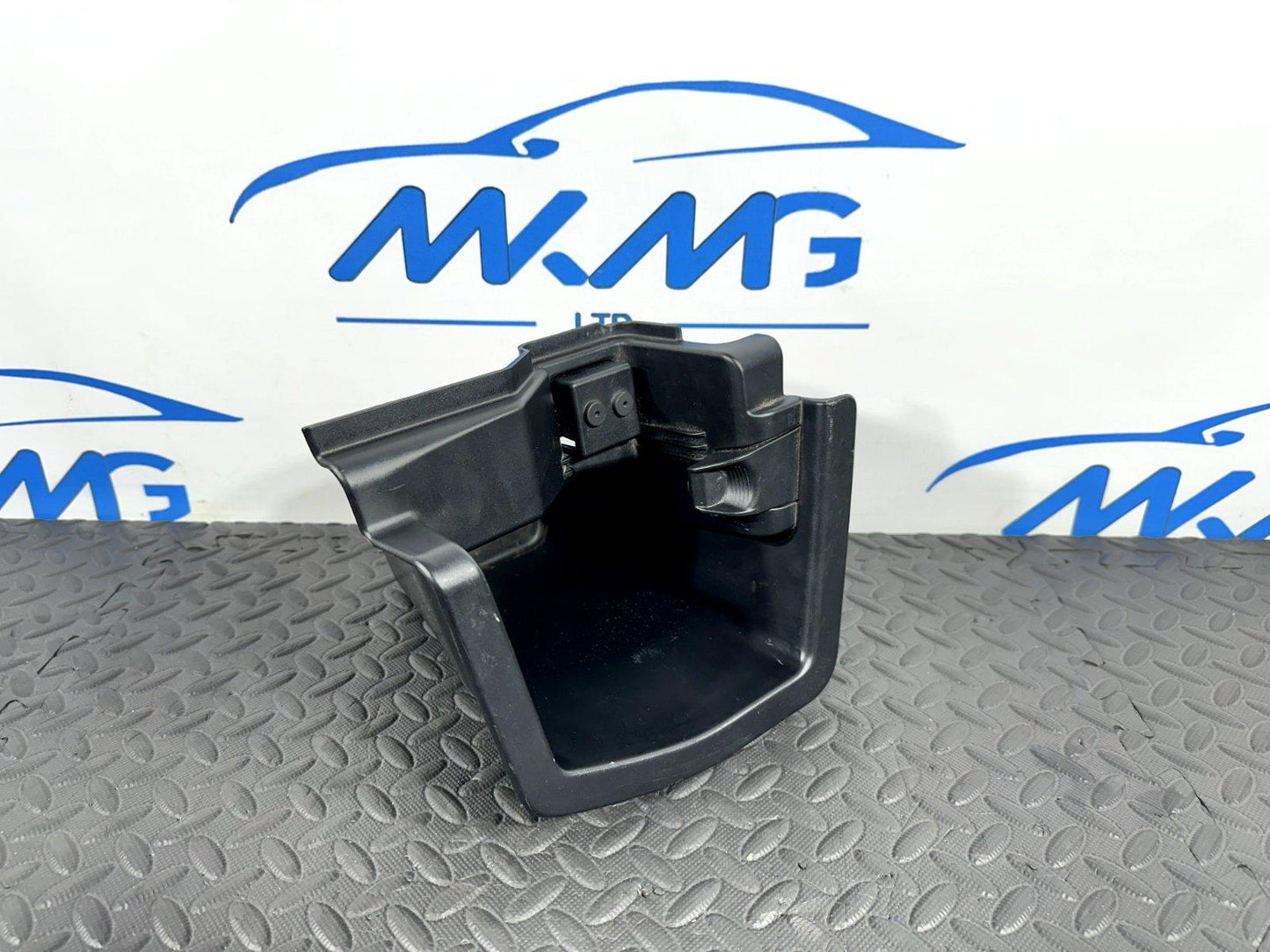 14-21 BMW 2 SERIES GRAN TOURER GENUINE F46 REAR RIGHT BOOT STORAGE BOX 7327034