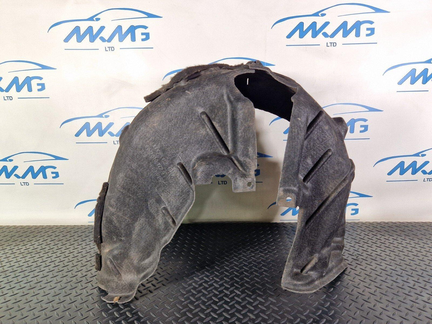 16-19 AUDI A4 AVANT B9 S-LINE WHEEL ARCH LINER REAR LEFT SPLASH GUARD 8W0810172G