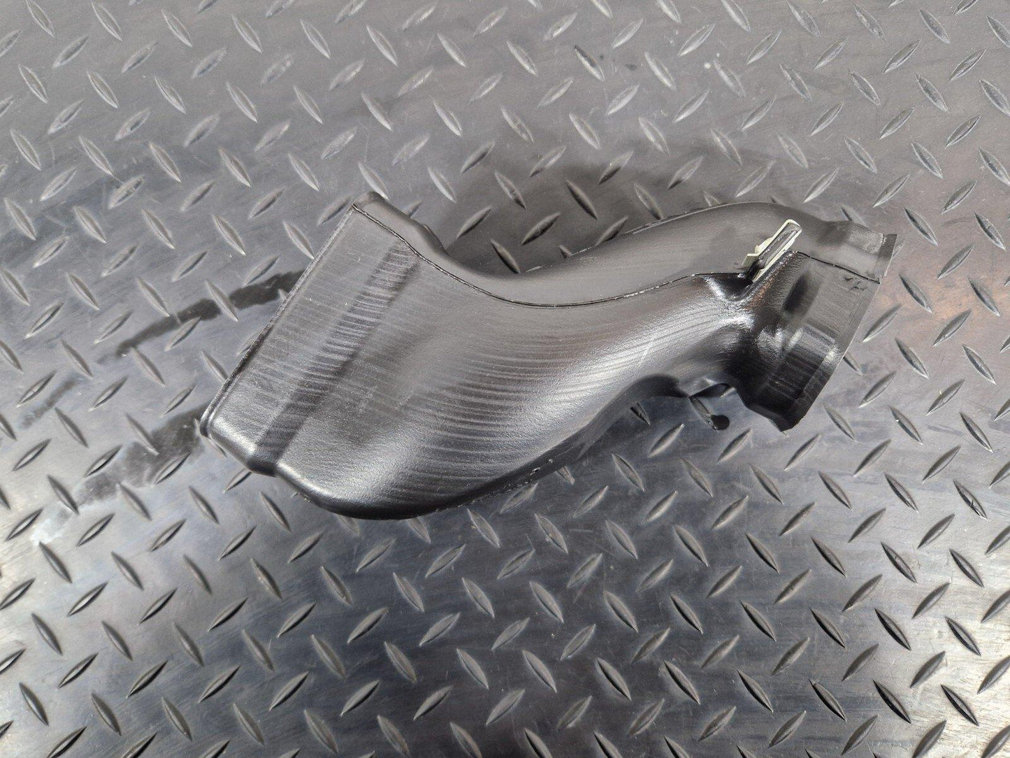 18ON MERCEDES BENZ SPRINTER W907 W910 RIGHT DRIVER SIDE AIR DUCT A9078304401