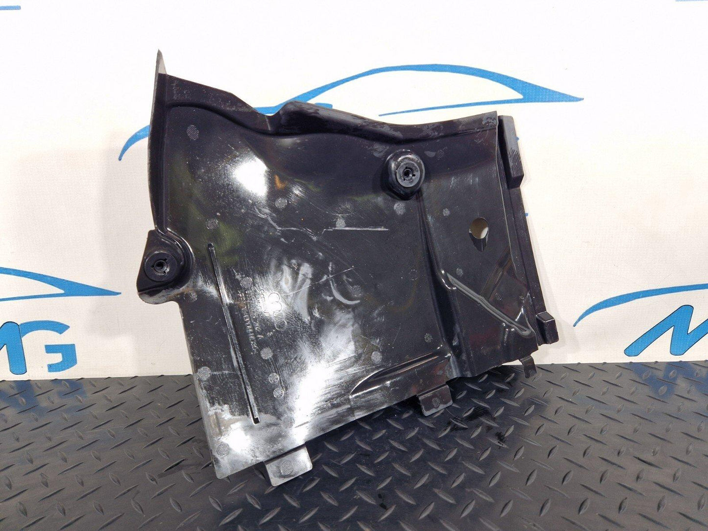 16-24 AUDI A5 F5 CONVERTIBLE FRONT RIGHT UNDERBODY COVER GUARD TRIM 8W7825202A