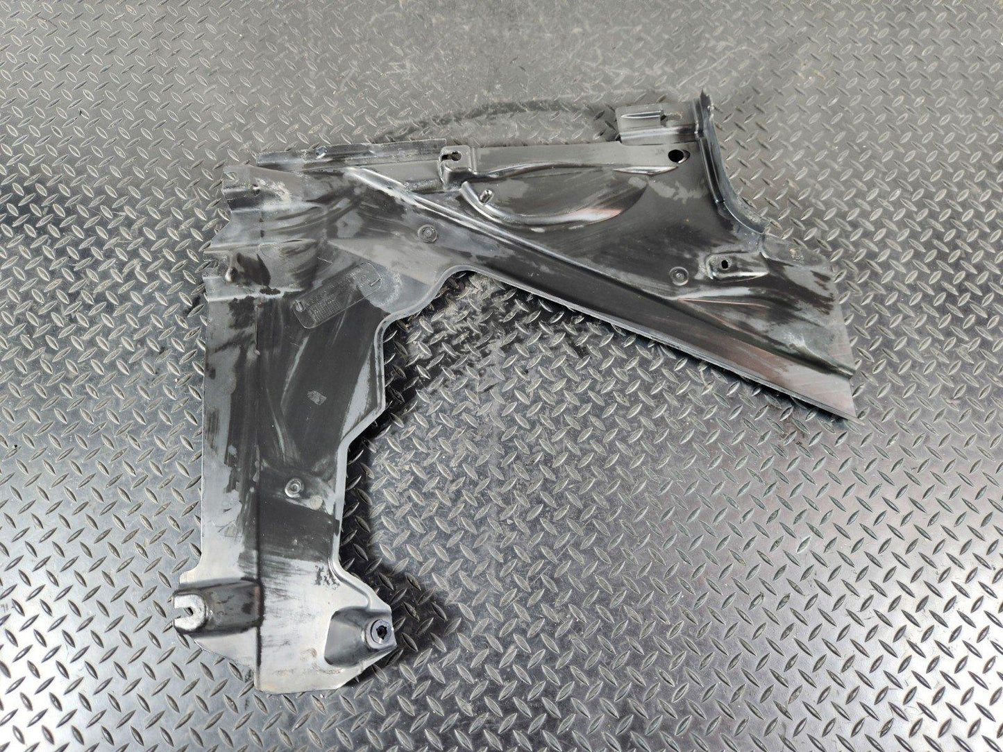 17-24 AUDI S5 F5 GENUINE RIGHT SIDE O/S UNDERBODY COVER 8W6825216