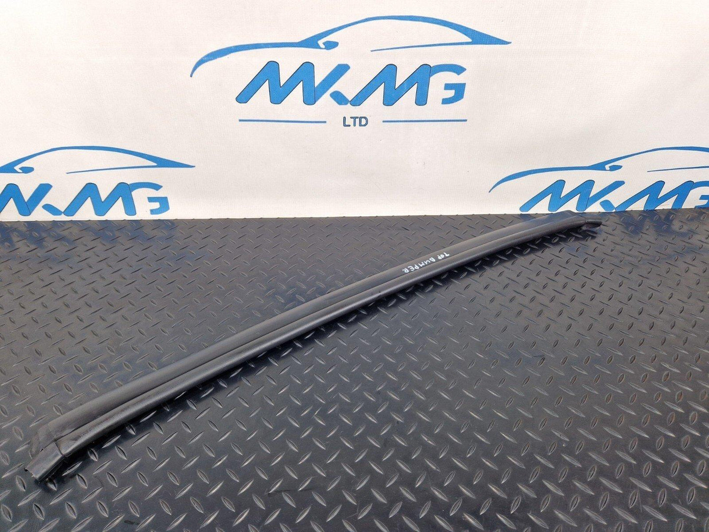 11-18 BMW 6 SERIES F06 GENUINE ENGINE HOOD SEALING RUBBER 7211920