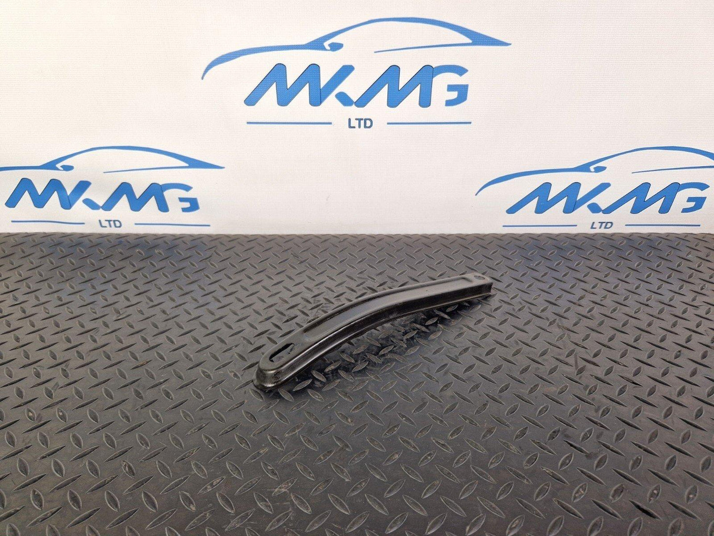 14-21 MERCEDES BENZ C300h W205 FRONT AXLE CARRIER BRACING BRACKET A2056282000