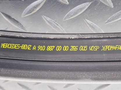 18-ON MERCEDES BENZ SPRINTER W907 W910 BONNET RUBBER SEAL A9108870000