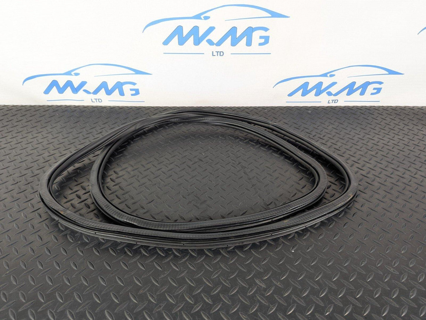 12-18 AUDI A6 C7 GENUINE FRONT LEFT N/S DOOR SEAL
