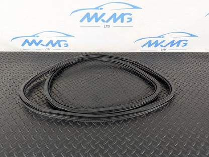 12-18 AUDI A6 C7 GENUINE FRONT LEFT N/S DOOR SEAL