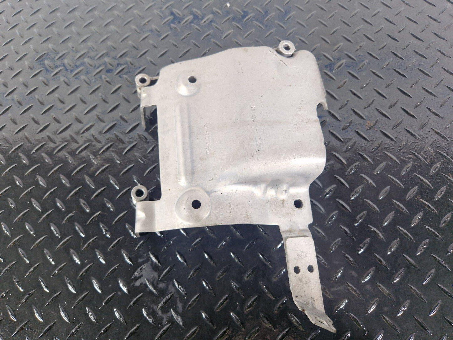 MERCEDES A CLA 250E W177 C118 DFP COVER 1.3 OM282 PETROL HYBRID A2821550026