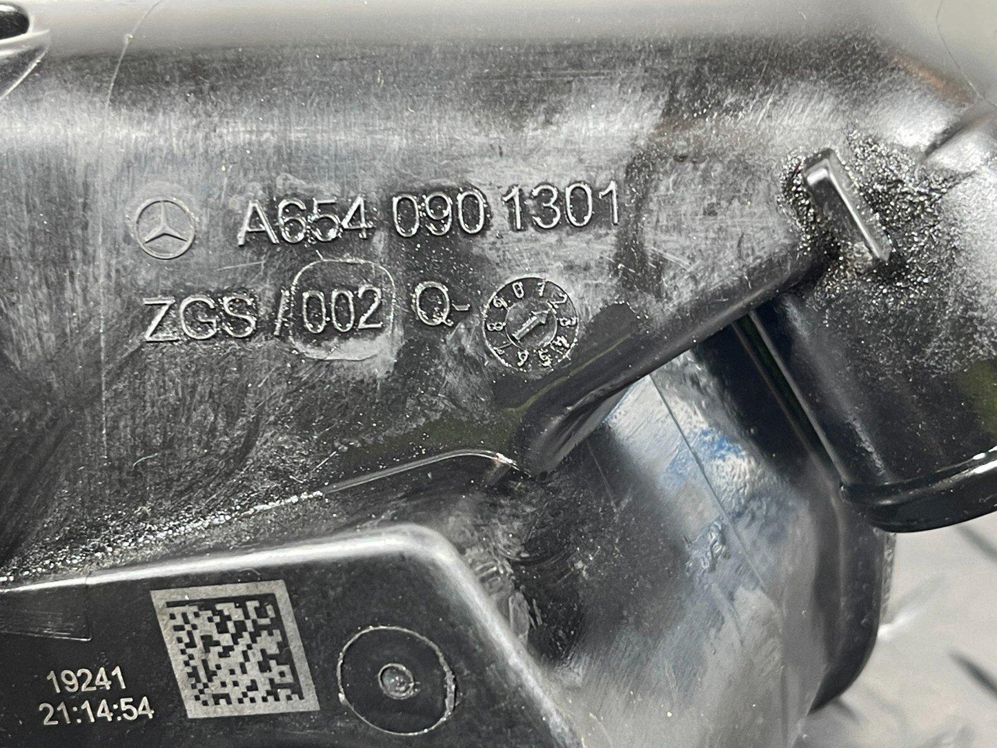 18-ON MERCEDES BENZ A CLASS W177 DIESEL REBREATHER AIR INTAKE DUCT A6540901301