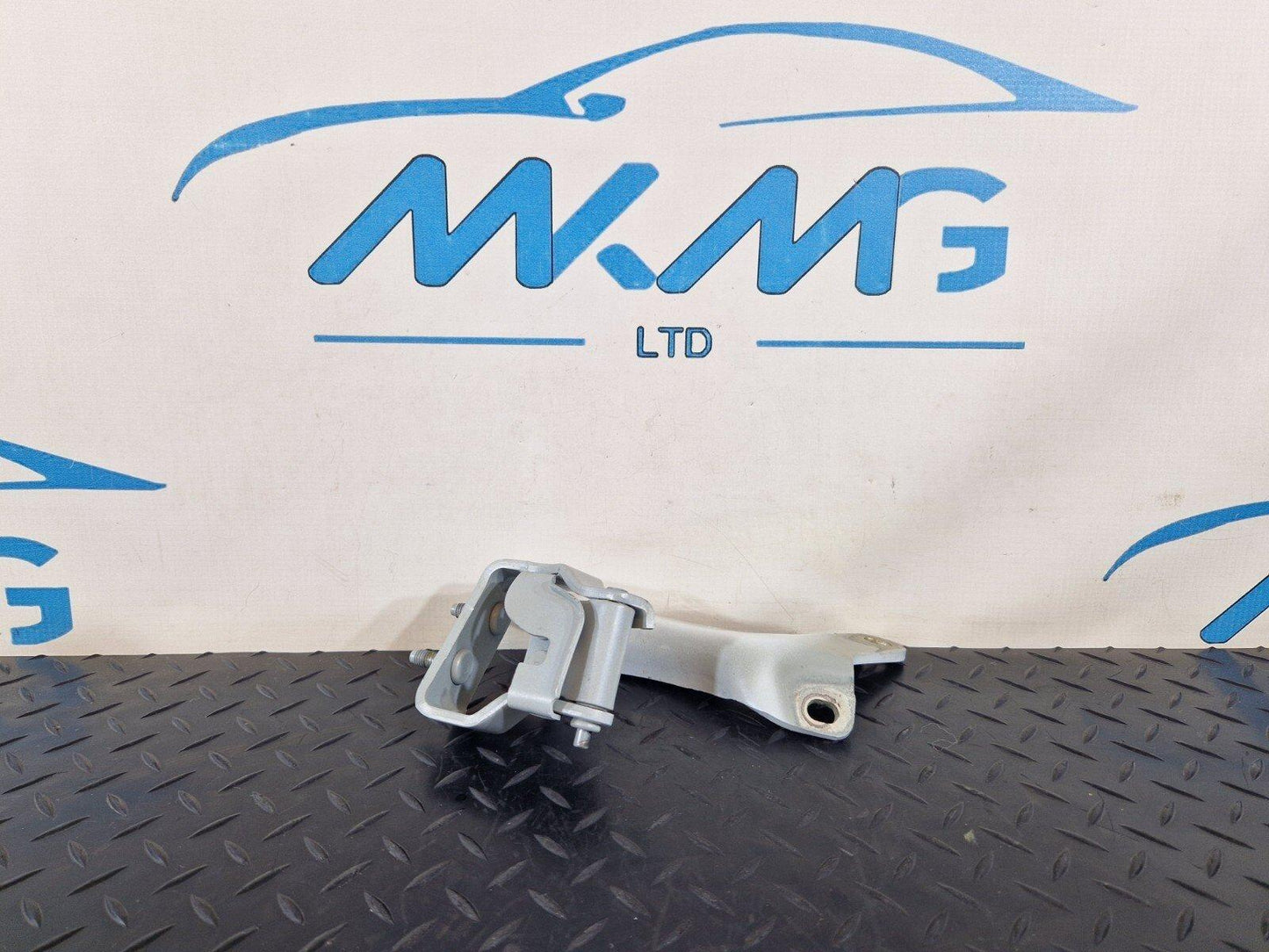 10-15 AUDI Q7 4L OEM REAR RIGHT O/S TAILGATE BOOTLID HINGE IN WHITE 4L0827300C