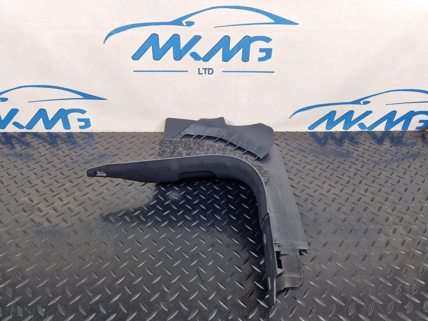 16-23 AUDI S5 COUPE FRONT RIGHT KICK TRIM PANEL 8W6867272