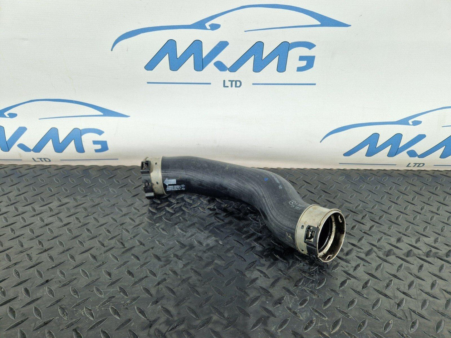 14-21 MERCEDES BENZ C200d W205 GENUINE OEM INTERCOOLER HOSE PIPE A2055280100