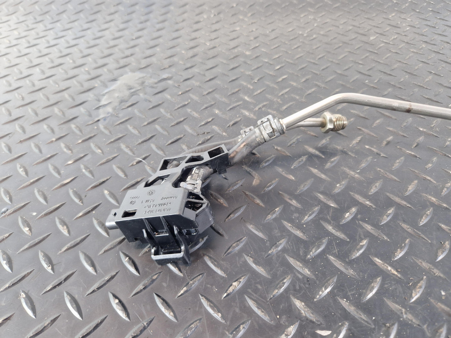 Audi A6 Allroad C7 Exhaust Gas Pressue Sensor 4G0971362F 4G0131850AH