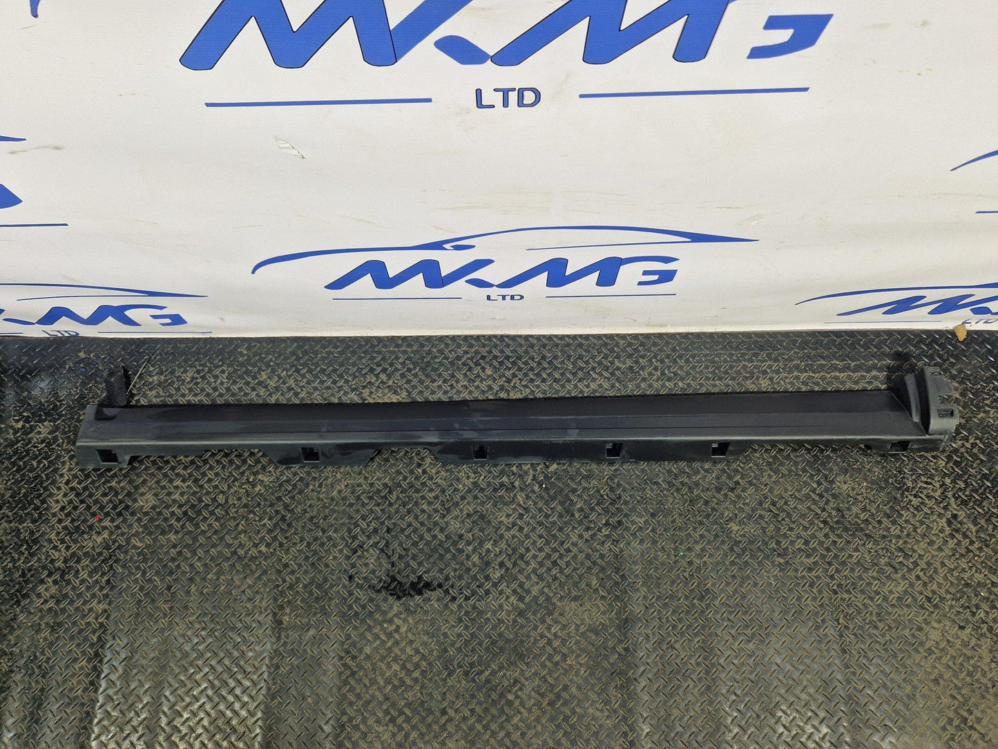Land Rover Discovery Sport Side Skirt Sill Right Side Genuine FK7210154AD