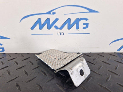 19-ON RANGE ROVER EVOQUE L551 GENUINE HEAT SHIELD M8D2141413EA