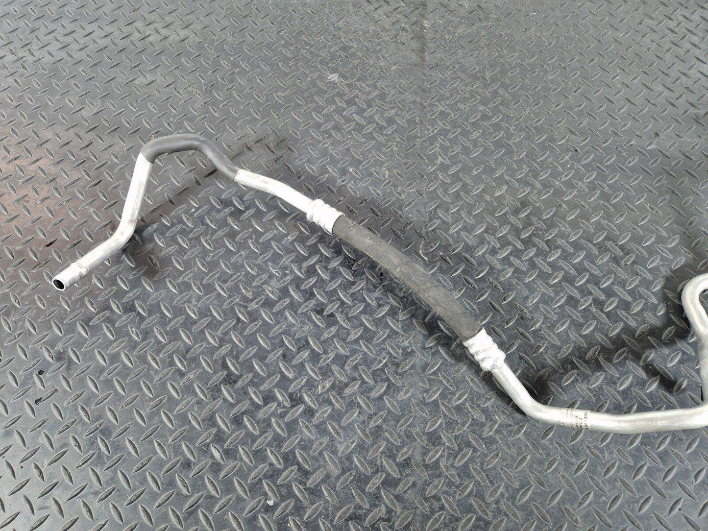 10-17 AUDI A8 4H GENUINE AC PIPE HOSE 4H2260713H