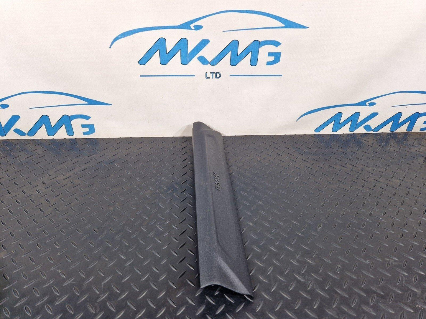 20-24 BMW 1 SERIES F40 DASHBOARD LOWER TRIM PANEL 7444937