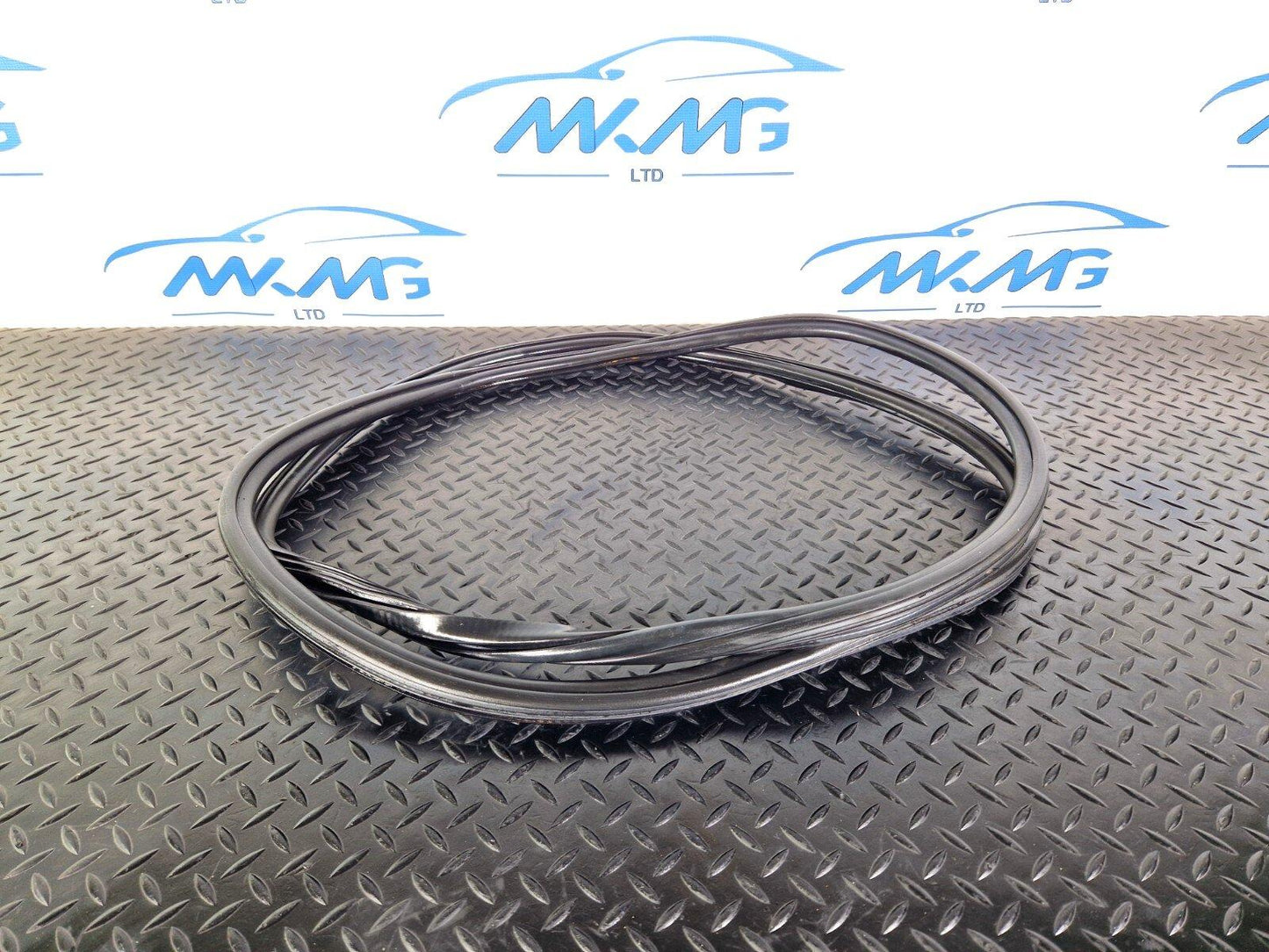 12-17 AUDI Q5 S-LINE GENUINE OEM FRONT INNER DOOR SEAL 8R0831721