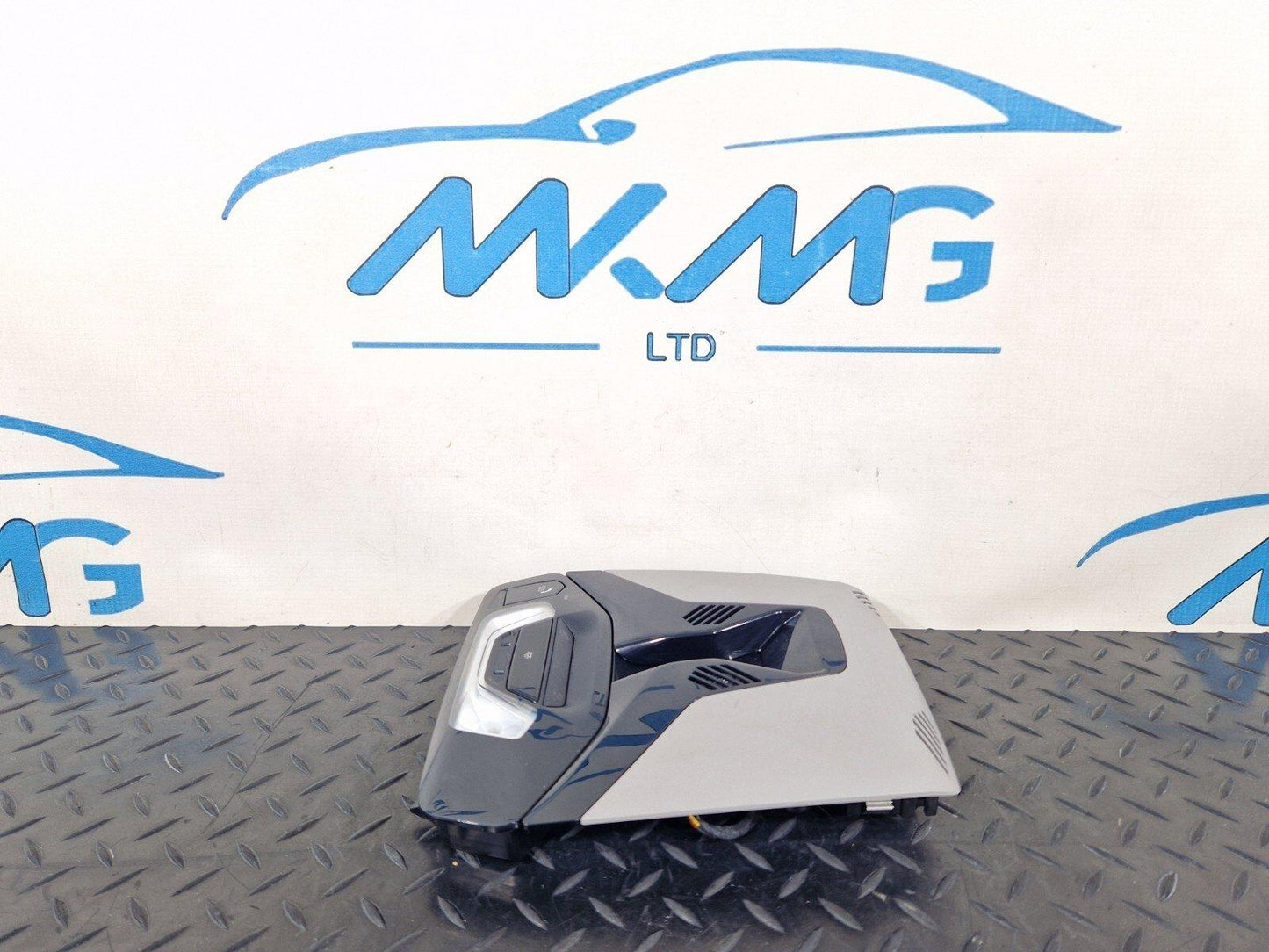 20-24 BMW 1 SERIES F40 FRONT CENTER ROOF INTERIOR COURTESY FUNCTION LIGHT PANEL