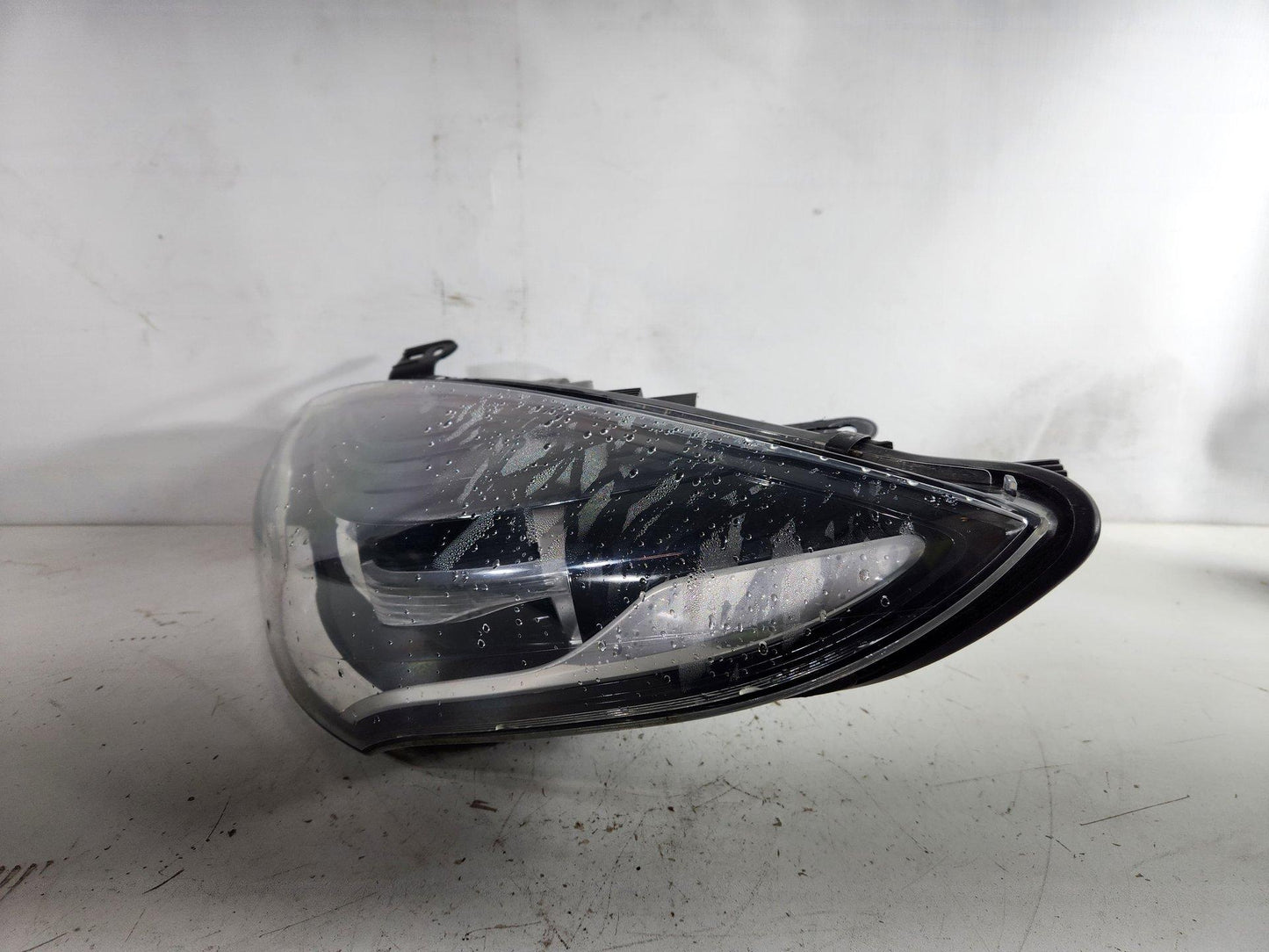 Renault Megane MK3 (Ph2) (X95) Hatchback Front Left N/S Headlight 260602216R