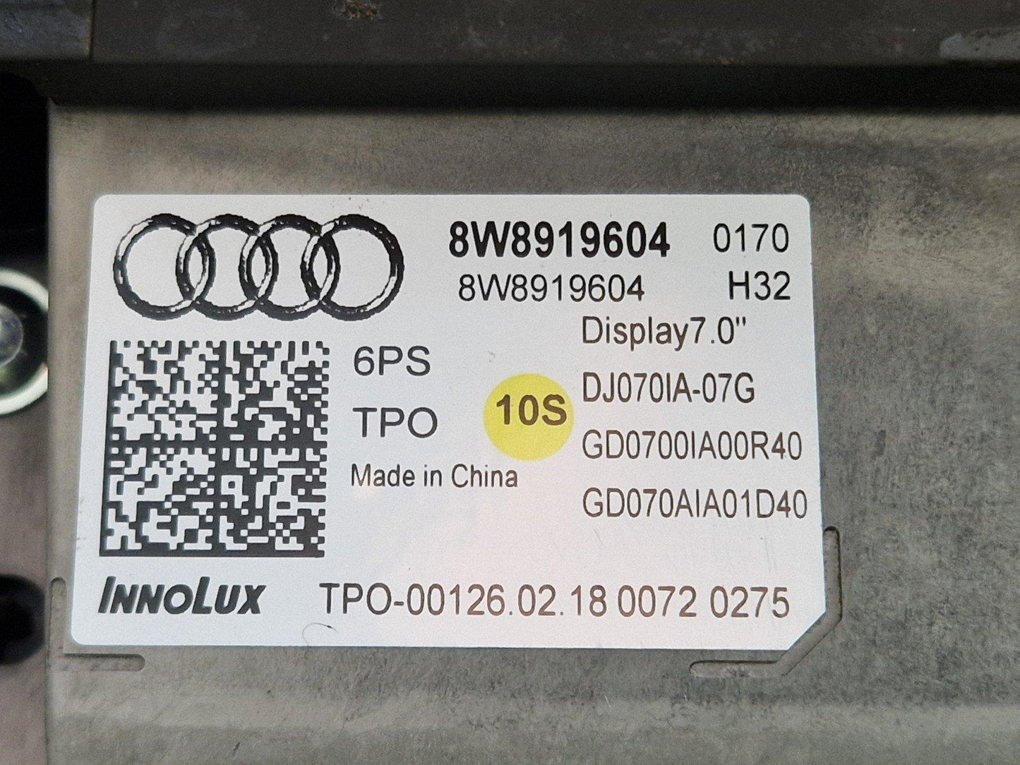 16-19 AUDI A4 B9 SPORT GENUINE SAT NAV DISPLAY SCREEN & BRACKET 8W8919604