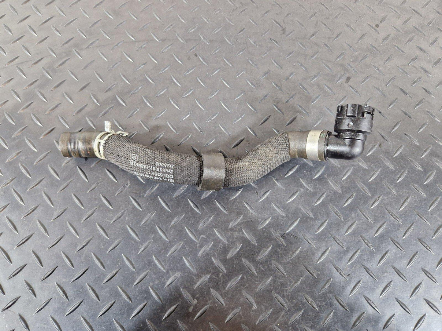 18-ON MERCEDES BENZ A CLASS W177 GENUINE ENGINE COOLANT PIPE HOSE A2478306300