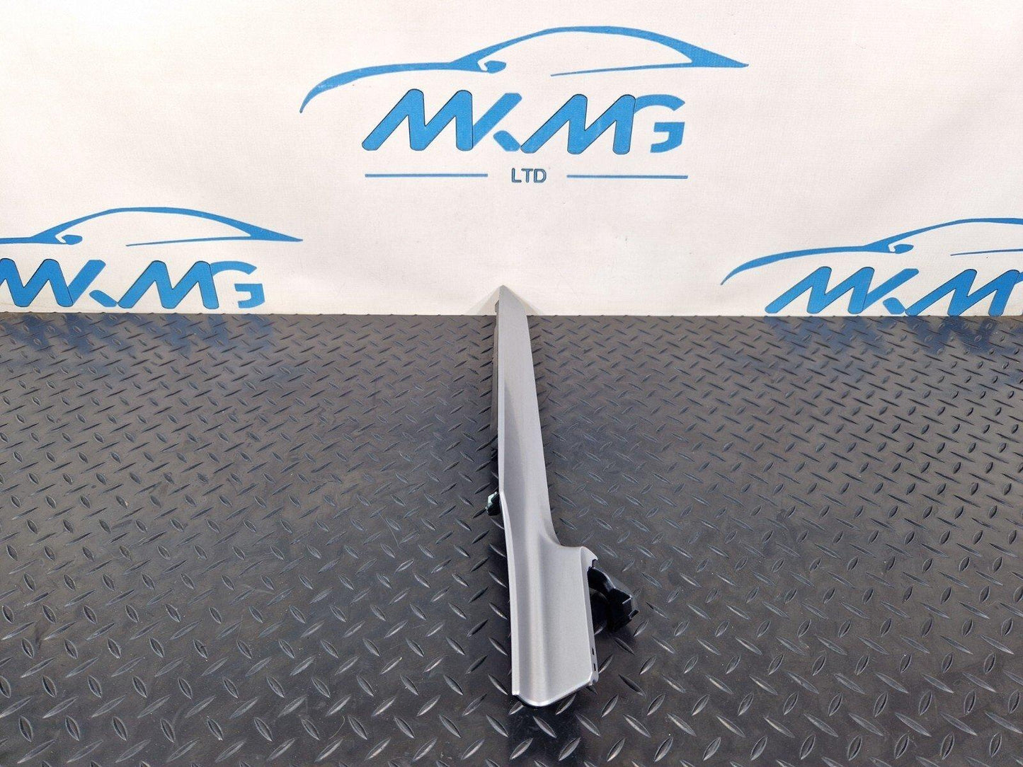 14-21 MERCEDES BENZ C200 W205 GENUINE OEM DASHBOARD TRIM PANEL A2056804503