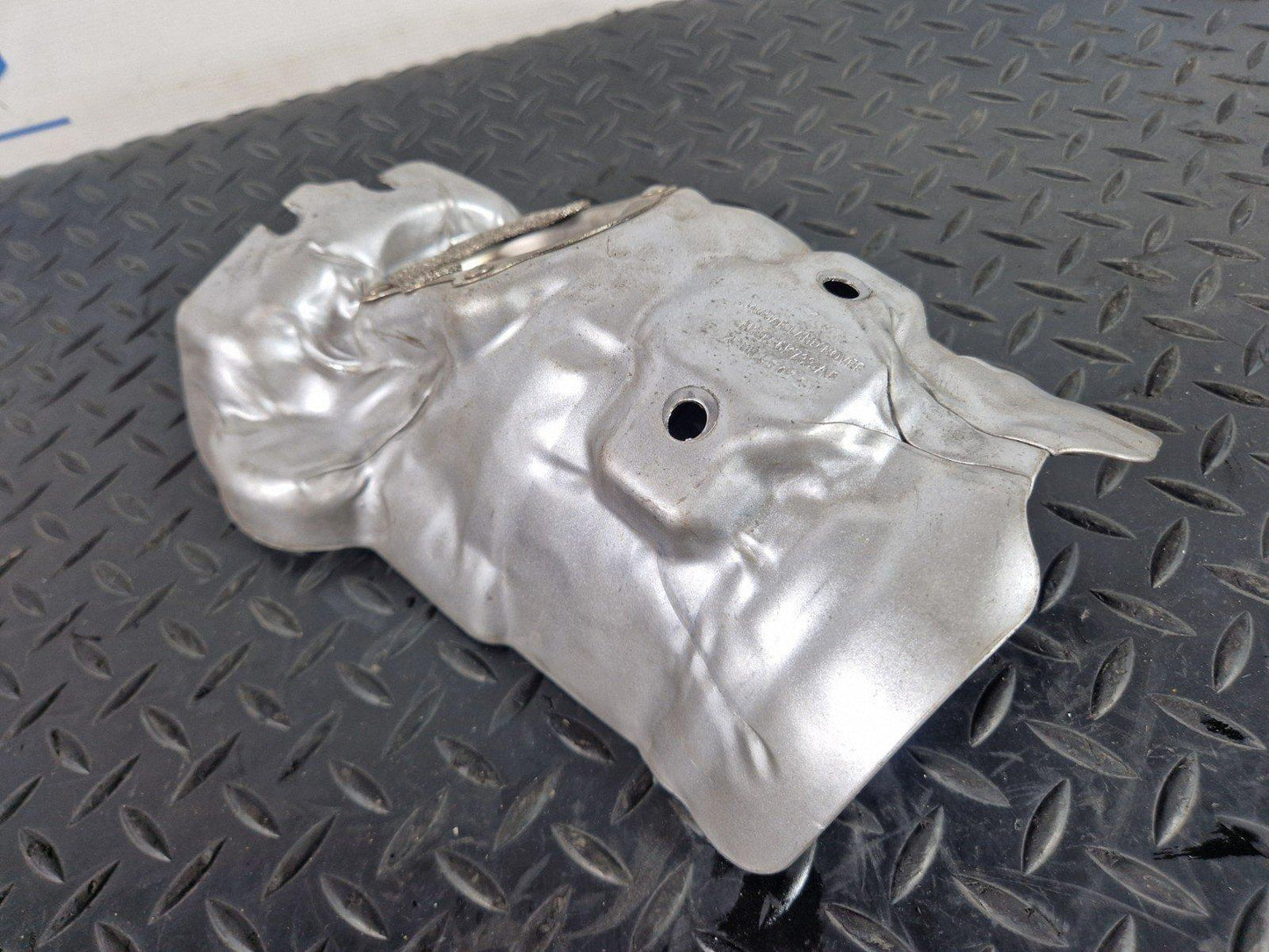 19-ON RANGE ROVER EVOQUE L551 CATALYC CONVERTER HEAT SHIELD GUARD M8D26K733AB