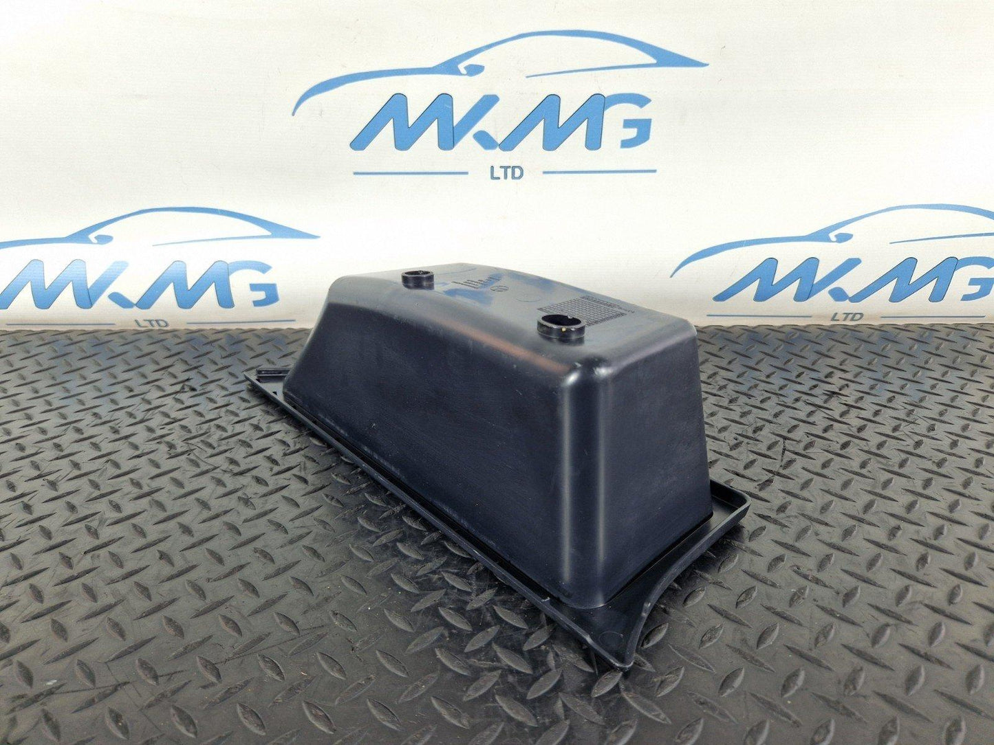 11-19 MERCEDES BENZ ML W166 GENUINE REAR BOOT STORAGE BOX TRAY A1668400074