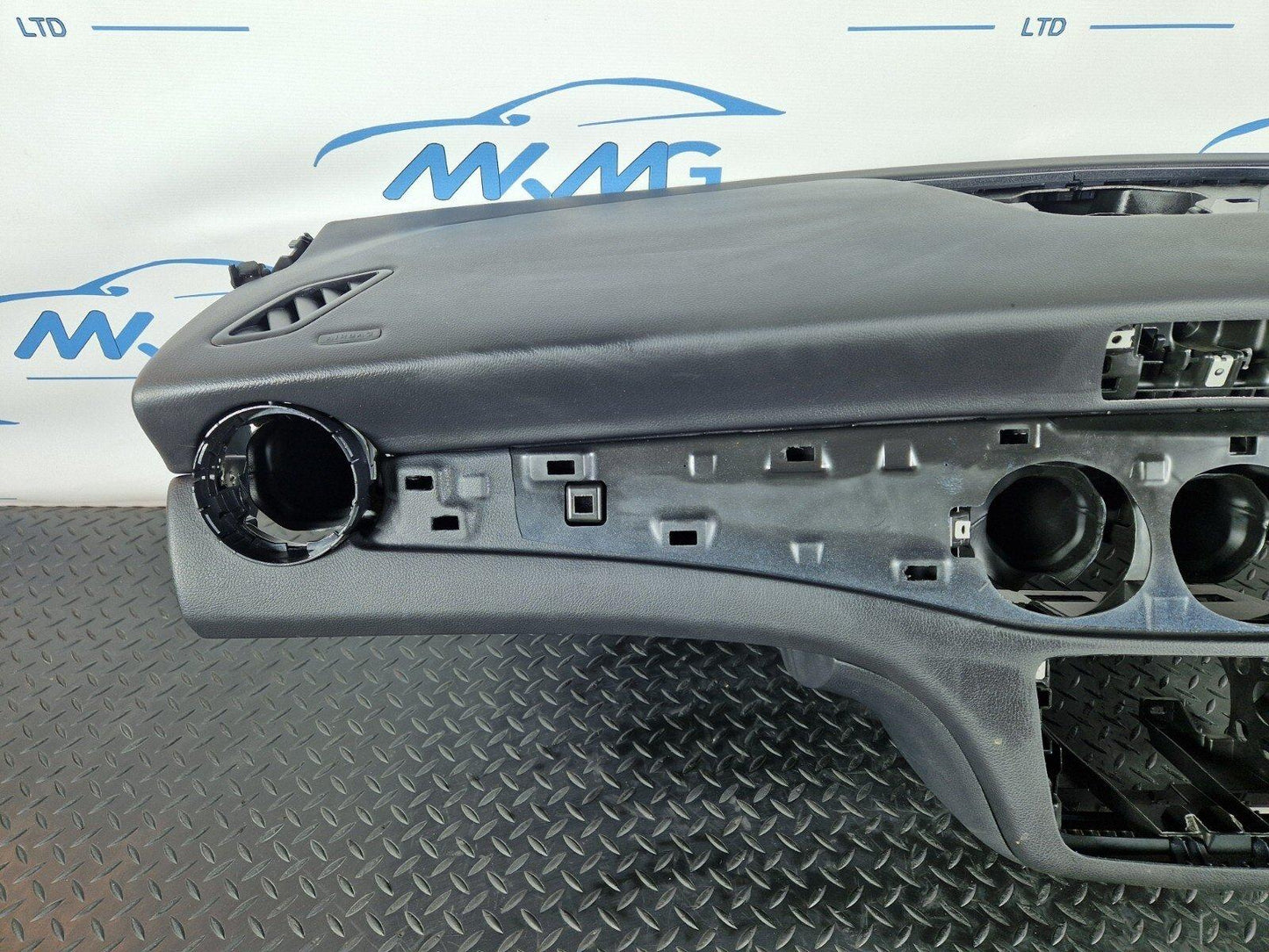 14-20 MERCEDES BENZ GLA 200 X156 GENUINE FRONT DASHBOARD ASSEMBLY A1176800187