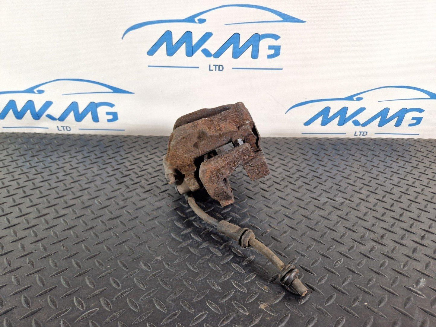 15-18 MERCEDES-BENZ ML GLE  W166 FRONT LEFT N/S BRAKE CALIPER 4895LH 27552591