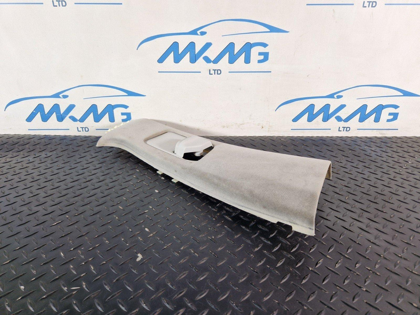 16-19 MERCEDES BENZ GLE W166 INTERIOR B PILLAR TRIM RIGHT HAND SIDE A1668680200