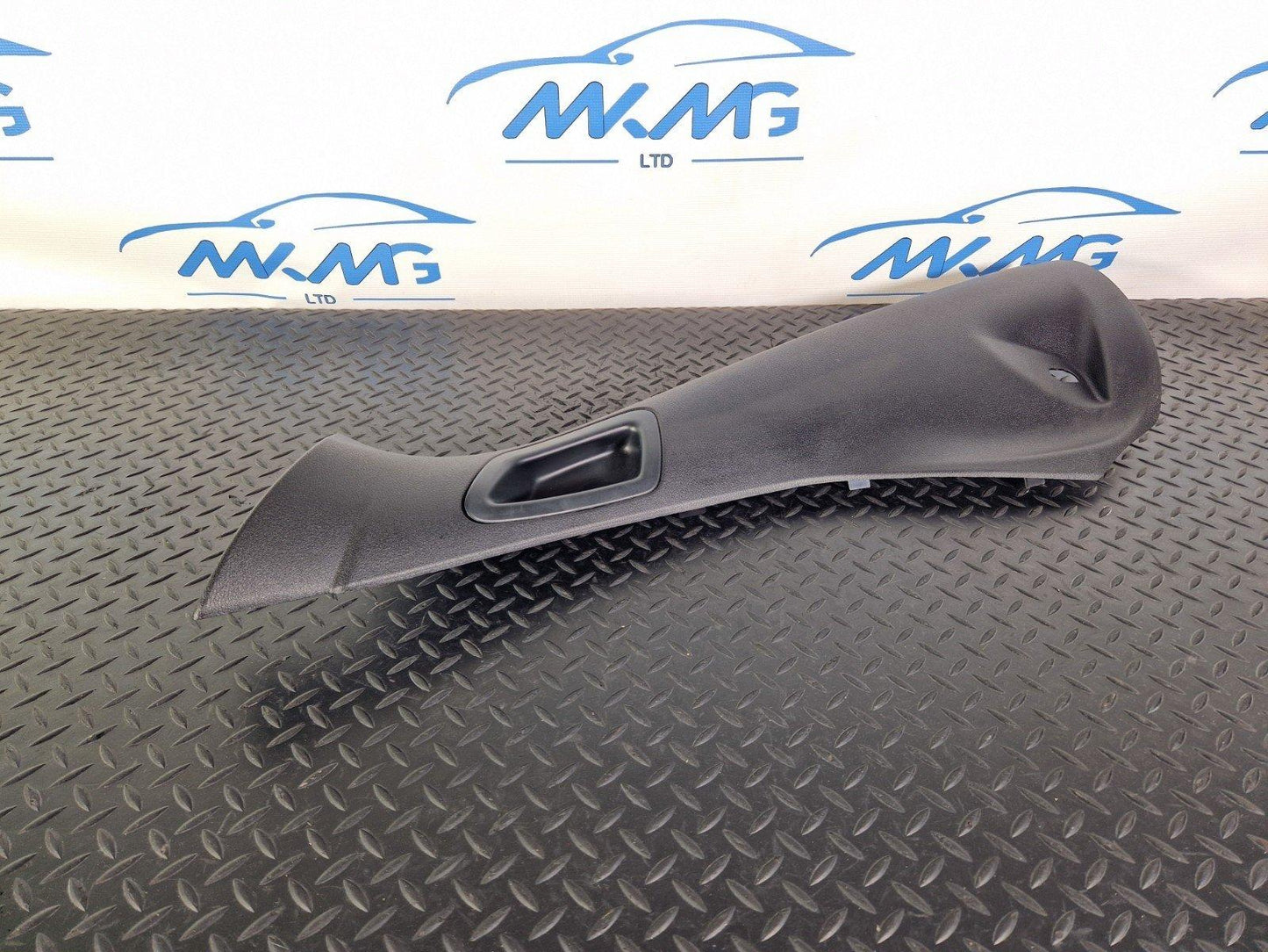 10-13 BMW X5 E70 LCI GENUINE REAR LEFT N/S D PILLAR TRIM PANEL 7154837
