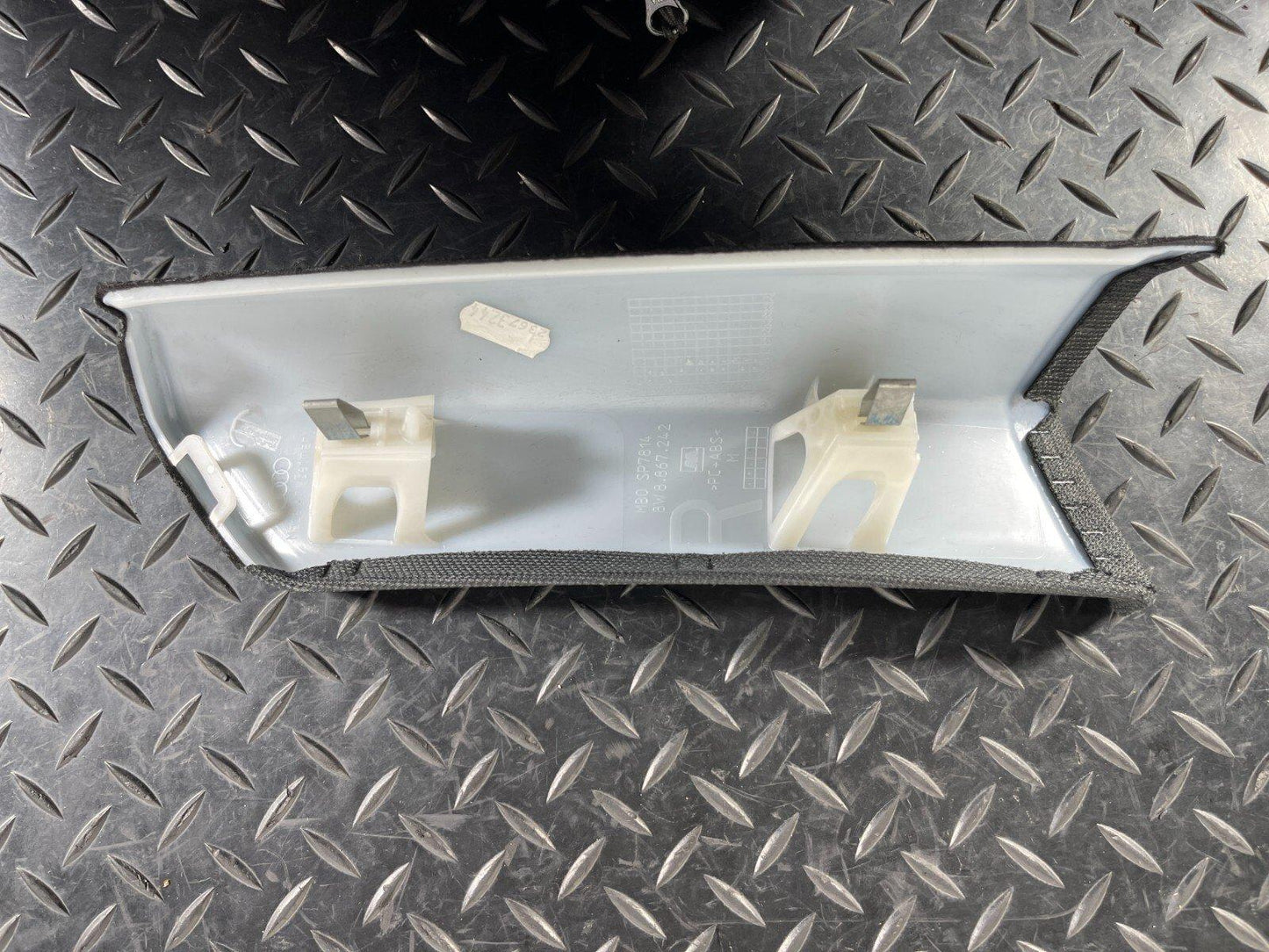 16-23 AUDI A5 F5 S-LINE INTERIOR C-PILLAR RIGHT TRIM COVER BLACK 8W8867242
