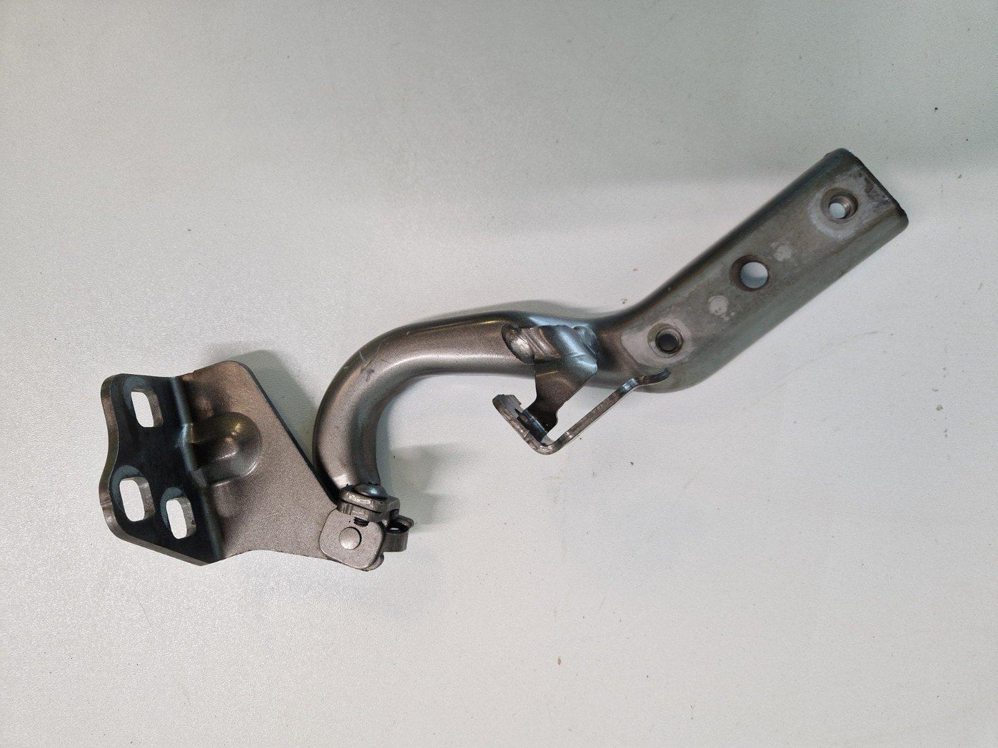 14-23 MERCEDES VITO W447 1.6 OEM O/S/F FRONT RIGHT BONNET HINGE A4477500151