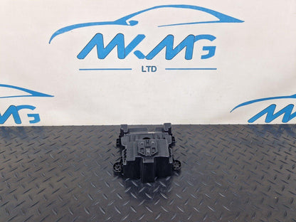 18-ON MERCEDES A CLASS W177 CENTRAL CONSOLE MOUNT BRACKET A1776831400